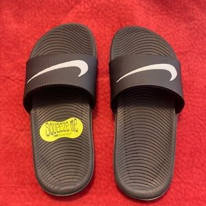 Boys Nike Slides